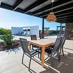 Heated & Shared Pool Matriana 36a, North Shore Lajares
