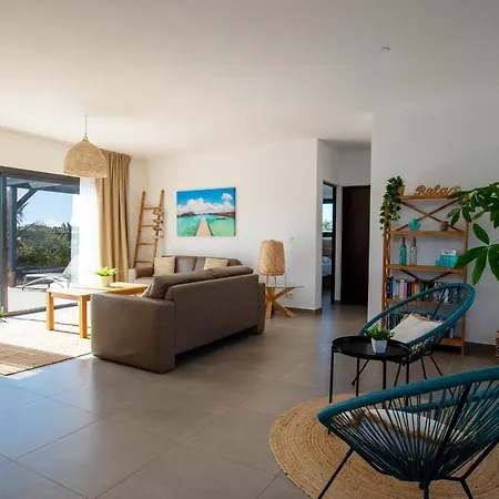 Willa Heated & Shared Pool Matriana 36a, North Shore Lajares