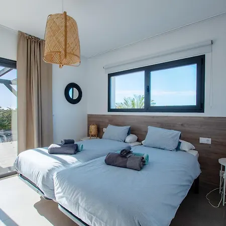 Heated & Shared Pool Matriana 36a, North Shore Villa Lajares